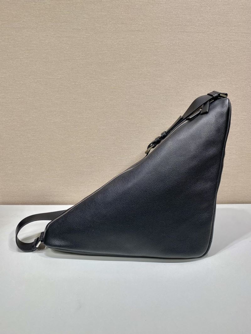 Pra*a triangle pouch